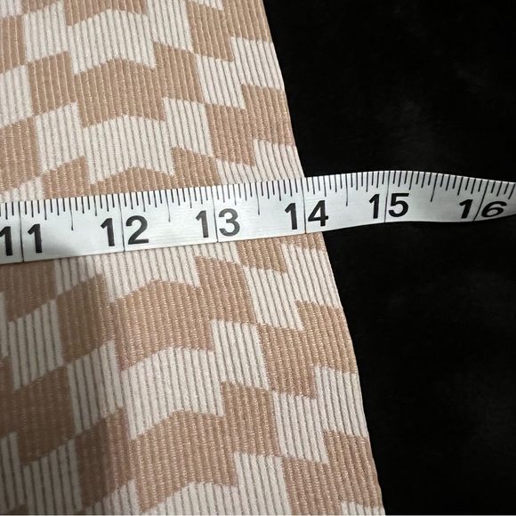 COPY - Fashion Nova Women Biker Short Set - Picture 10 of 15